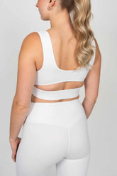 2. Wahl Cut-Out Top I White